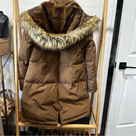 Vince Camuto puffer coat with fur hood and lining - Picture 8 of 9